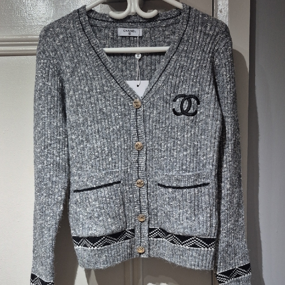 CARDIGAN WITH CHANEL EMBELLISHMENTS